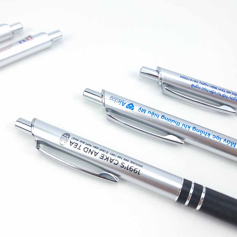 bút bi nhựa in logo doanh nghiệp bp7122